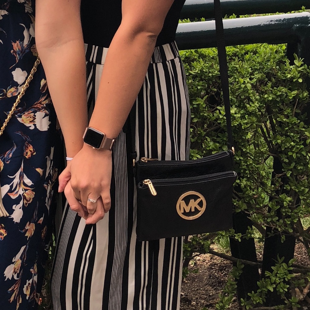 Black authentic Michael Kors crossbody